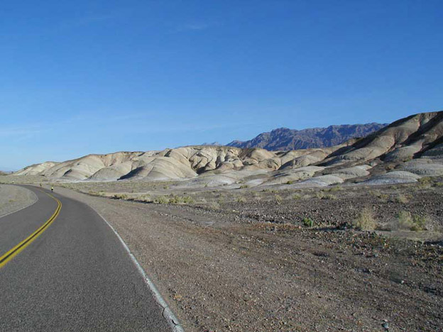 NRoute1_4cyclists